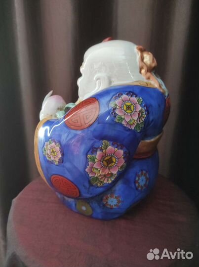 Китайский Бог мудрости. Статуэтка фарфоровая