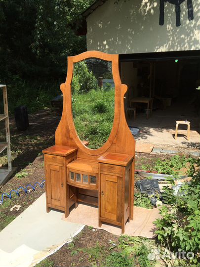 Реставрация,ремонт,обивка,покраска,склейка мебели