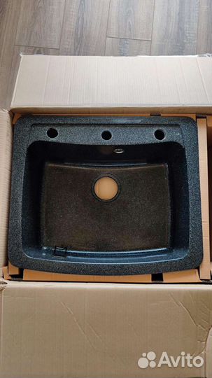 Кухонная мраморная мойка 60 см