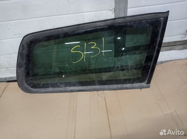 Volvo XC70 2008-2016 стекло заднего крыла правое