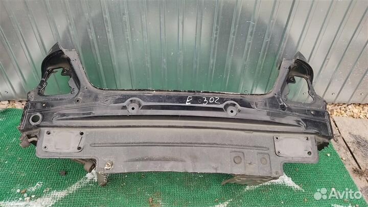 Панель задняя (металл) Mercedes Benz C-Class W204