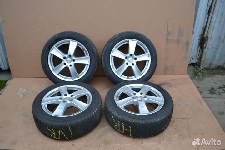 Диски R17 с зимними шинами 225 50 17