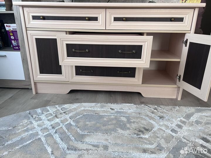 Комод под телевизор