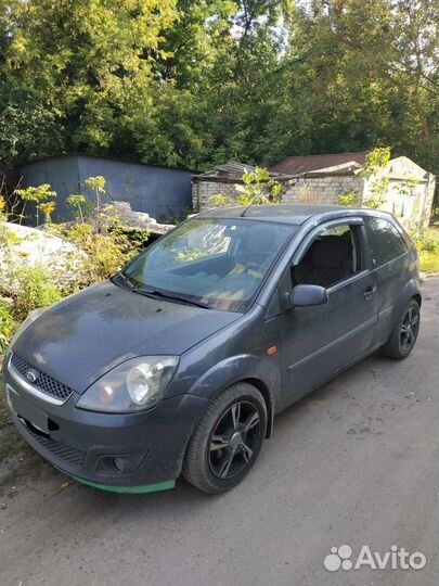 Ford Fiesta 1.6 МТ, 2007, 240 000 км