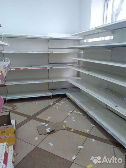 Стеллаж пристенный