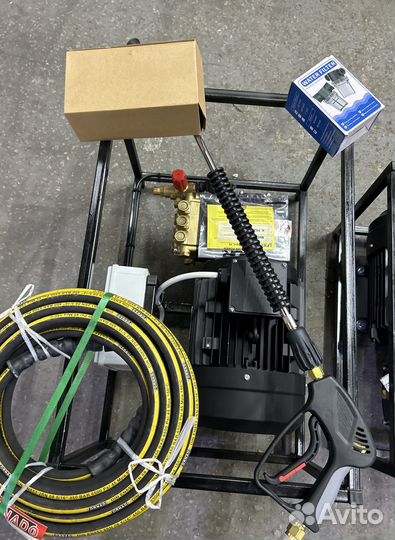 Аппараты высокого давления для автомоек 231 Бар FE