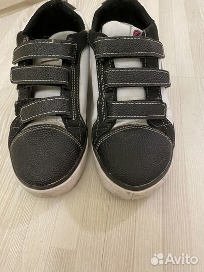 Роликовые кроссовки heelys