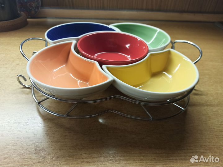 Менажница на металлической подставке