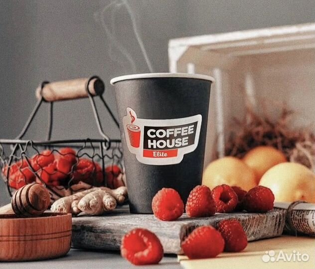 Бариста в кофейню