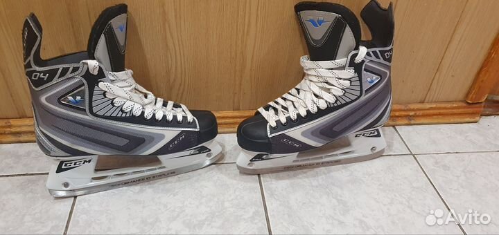 Коньки ccm vector 04 skates