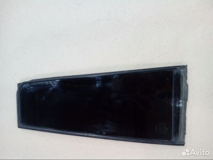 Форточка задней двери для Toyota Land Cruiser 200