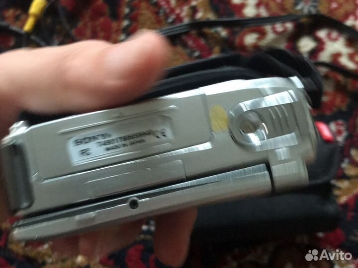 Видеокамера sony Slim