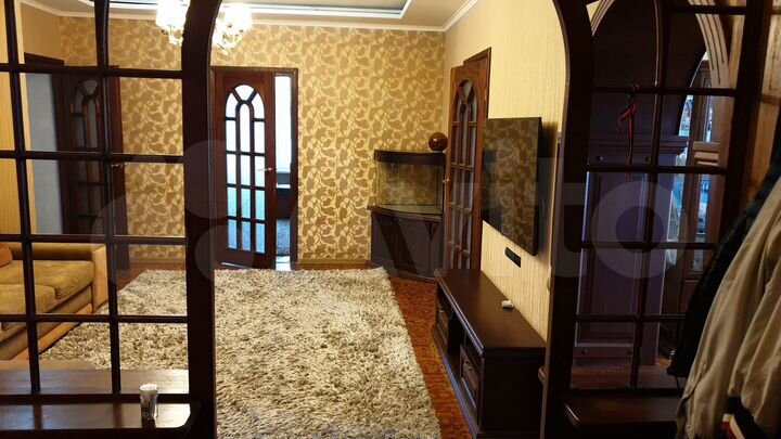 4-к. квартира, 109 м², 5/5 эт.