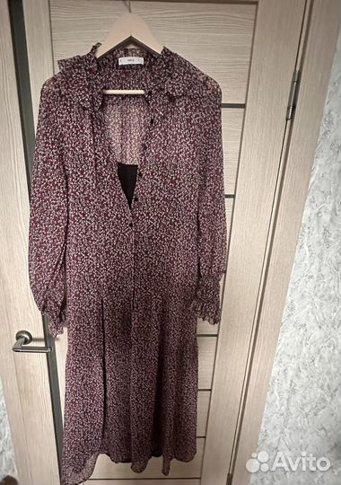 Платье Mango s