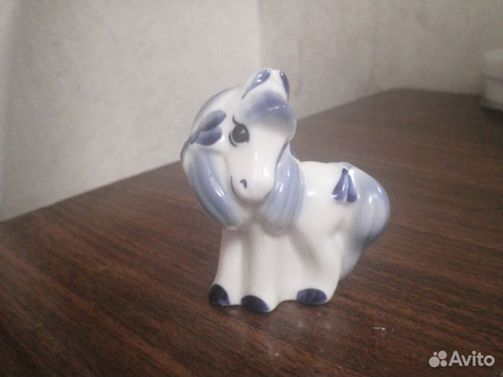 Фигурки Гжель