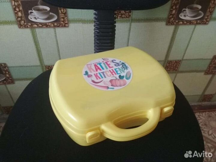 Детская кухня-чемоданчик