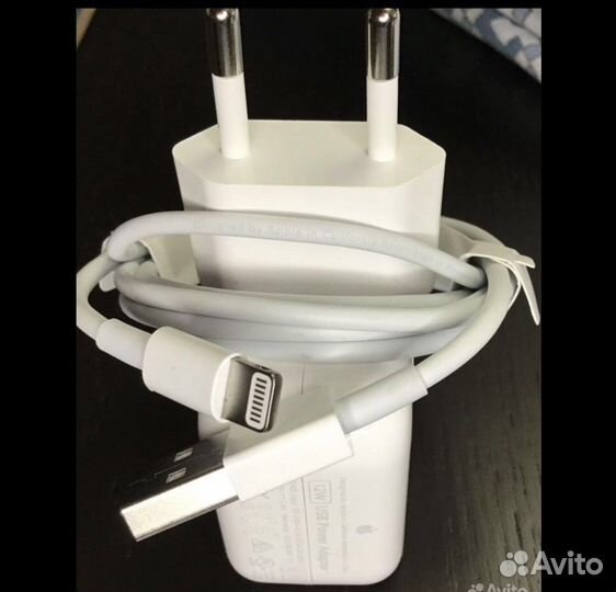 Блок 12w 2.4 A. Для iPhone и iPad. Оригинал
