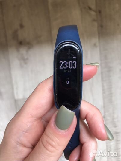 Часы Xiaomi mi band 4