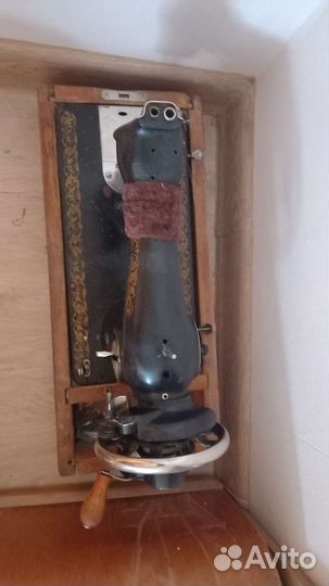 Швейная машинка ретро