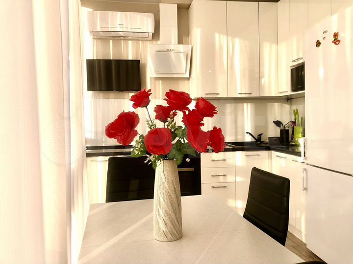 2-к. квартира, 65 м², 4/8 эт.