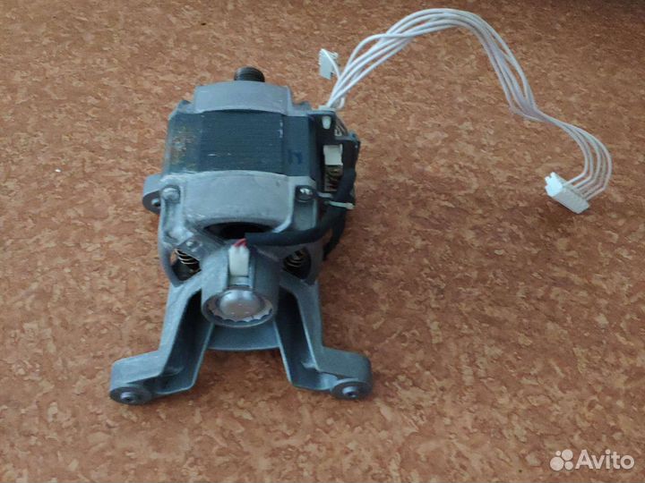 Мотор для стиральной машины AEG