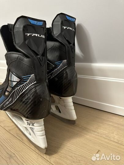 Коньки хоккейные True TF9 SR
