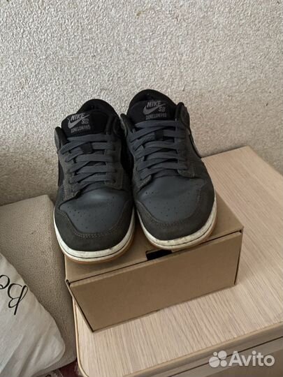 Nike sb dunk low dark grey