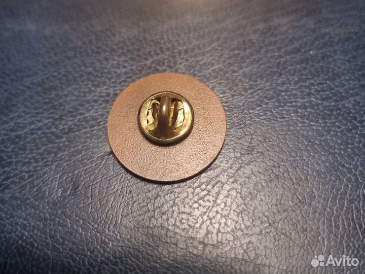 Нагрудные знаки СССР