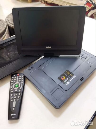 Портативный dvd плеер bbk PL949TI с тв тюнером