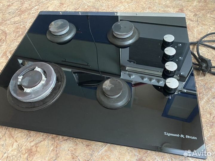 Газовая варочная панель Zigmund & Shtain