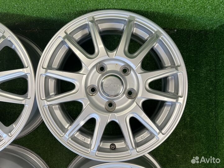 R15 Blade 5x114.3 6JJ ET+52 цо73,1мм в Москве