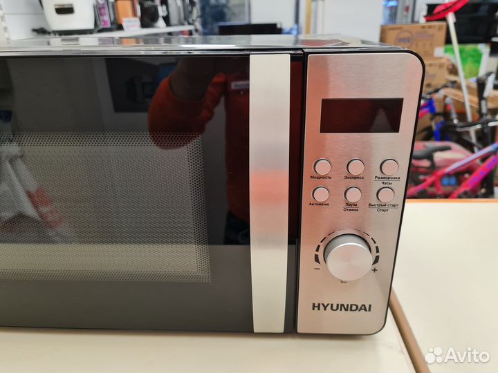 Микроволновая печь Hyundai HYM-D2071 (спр)