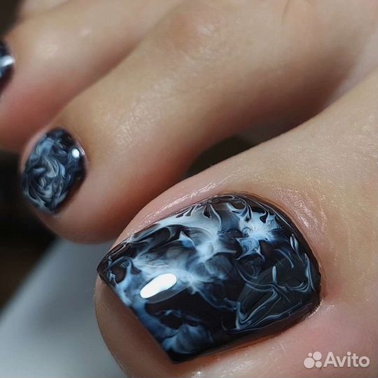 Маникюр, педикюр