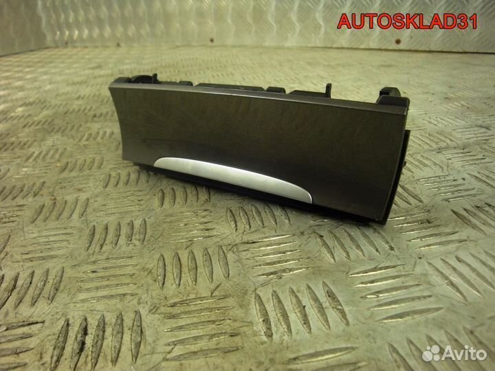 Пепельница VW Passat B6 3C0863284H