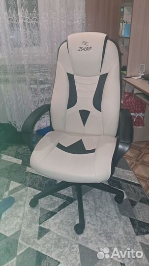 Компьютерное кресло б/у