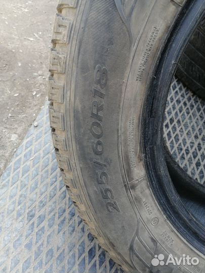 Goodyear EfficientGrip SUV 4x4 255/60 R18