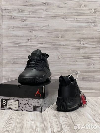 Jordan Stay Loyal Triple Black -gore-TEX -25