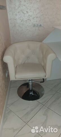 Парикмахерское кресло