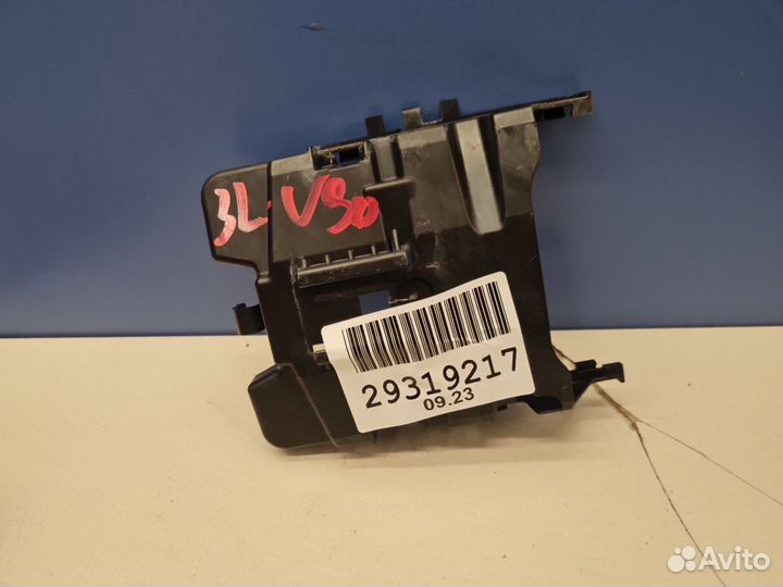 Защитный кожух замка задней двери Volvo V90 Cross