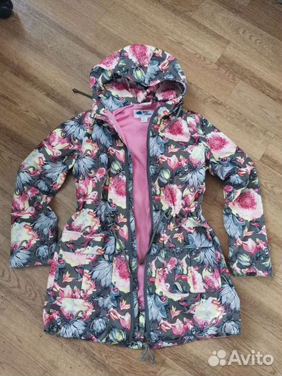 Ветровка для девочки