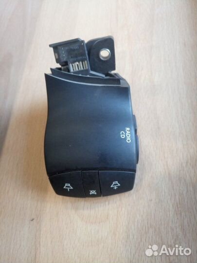 Переключатель подрулевой Renault Fluence 10-17