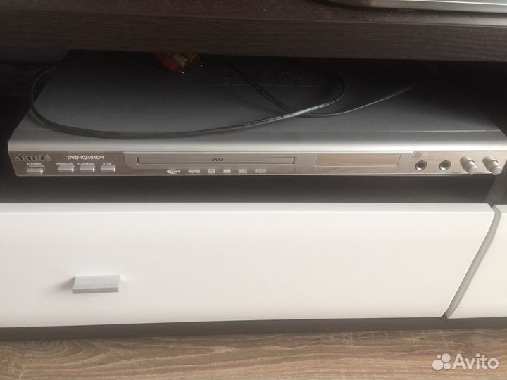 DVD плеер Akira K2401DR