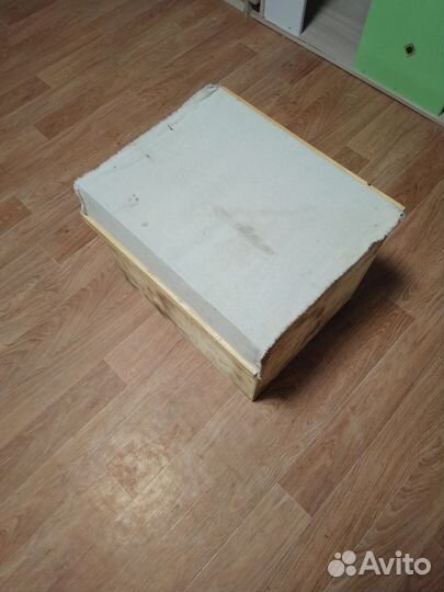 Роевня, ящик для пчёл