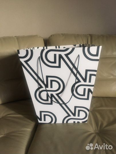 Коробка подарочная