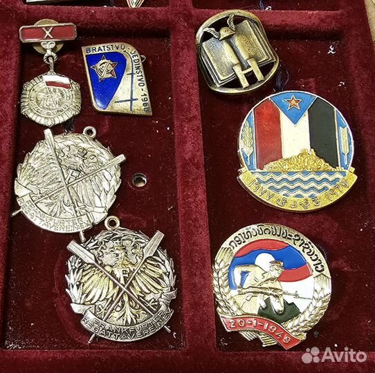 Значки. Знаки. Разные. СССР. Иностранные. влксм