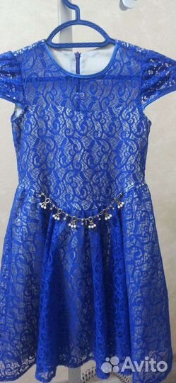 Платье праздничное