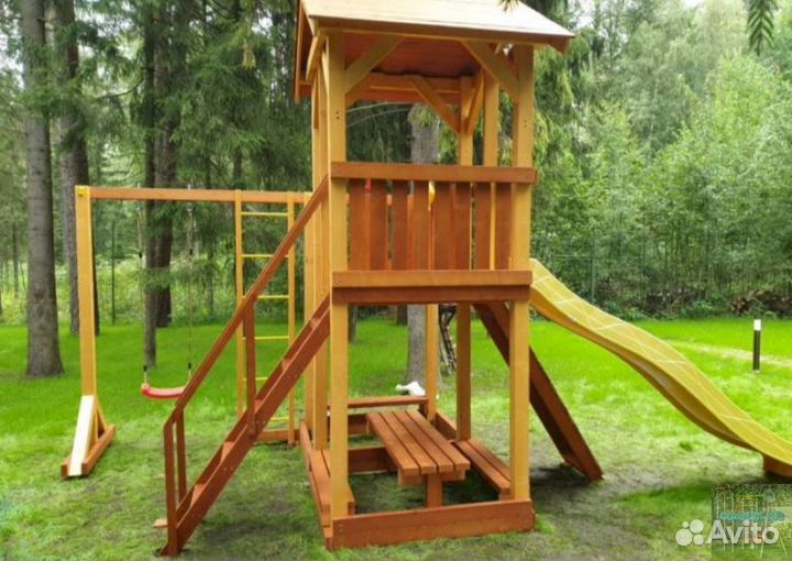 Детская площадка для лета и зимы