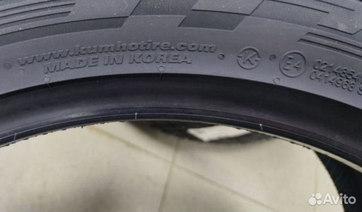 Kumho Ecsta Sport S PS72 265/30 R19 93