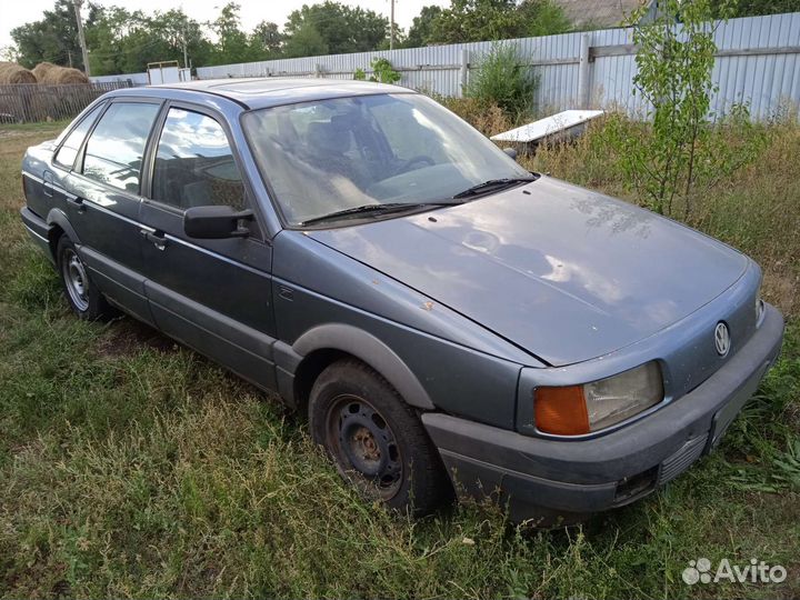 Volkswagen Passat, 1988