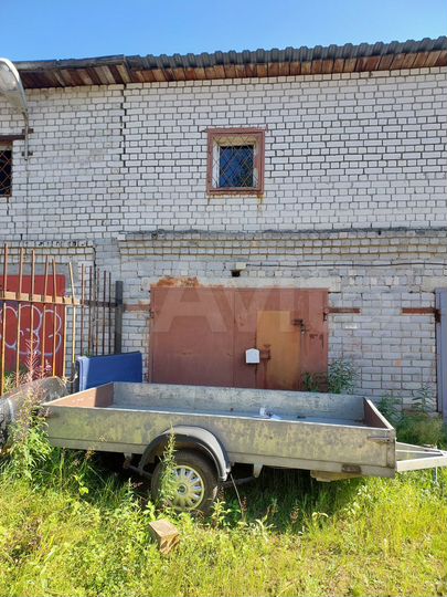 Гараж, > 30 м²
